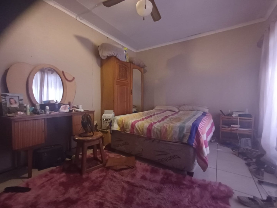 5 Bedroom Property for Sale in Wilkoppies North West